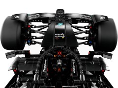 Mercedes-AMG F1 W14 E Performance LEGO-set afbeelding 4