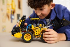 Volvo L120 Electric wiellader LEGO-set afbeelding 11