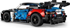 BMW M4 GT3 EVO Race Car LEGO-set afbeelding 7