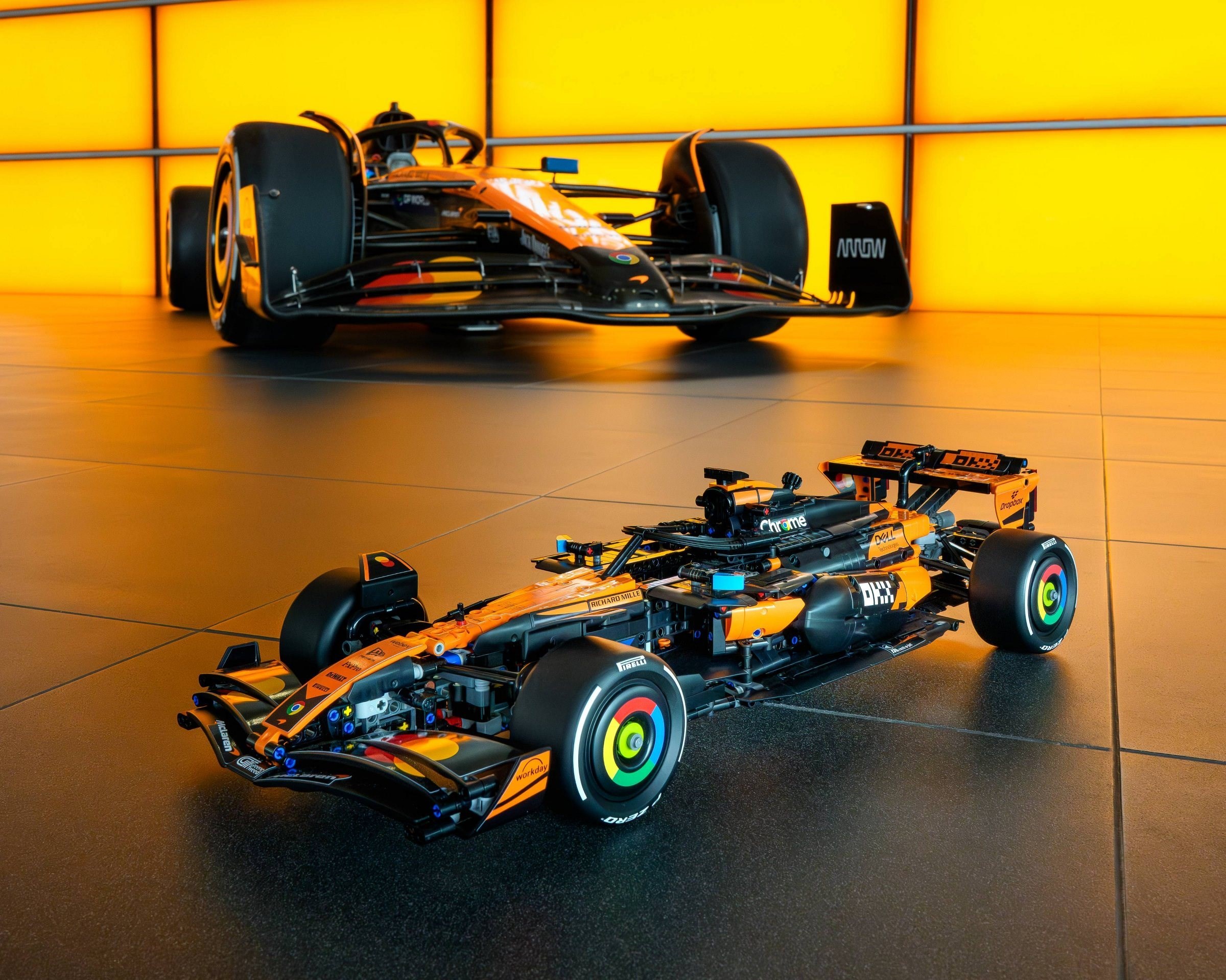 LEGO McLaren MCL39 F1 Car set 42228