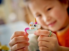 Zwembadfeestje met flamingo en eenhoorn LEGO-set afbeelding 9