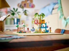 Kattenverjaardagsfeestje en boomhut LEGO-set afbeelding 10