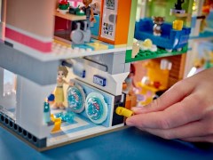 Heartlake City appartementen en winkels LEGO-set afbeelding 9