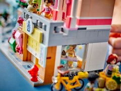 Heartlake City appartementen en winkels LEGO-set afbeelding 10