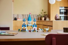 Cinderella's Castle & Horse Carriage LEGO-set afbeelding 11