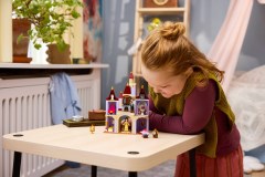 Het betoverde kasteel van Belle en het Beest LEGO-set afbeelding 10