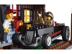 Конструктор LEGO (ЛЕГО) City 4438  Robbers' Hideout