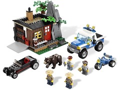 Конструктор LEGO (ЛЕГО) City 4438  Robbers' Hideout