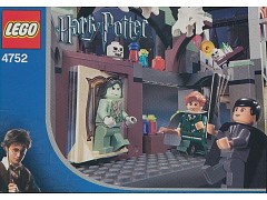 Конструктор LEGO (ЛЕГО) Harry Potter 4752 Классная комната Люпина Professor Lupin's Classroom