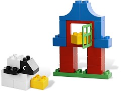 Конструктор LEGO (ЛЕГО) Duplo 5748  Creative Building Kit