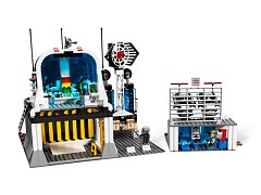 Конструктор LEGO (ЛЕГО) Space 5985  Space Police Central