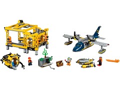 Конструктор LEGO (ЛЕГО) City 60096  Deep Sea Operation Base