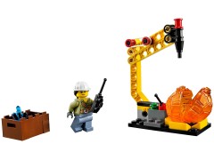 Конструктор LEGO (ЛЕГО) City 60123 Грузовой вертолёт исследователей вулканов Volcano Supply Helicopter