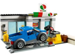 Конструктор LEGO (ЛЕГО) City 60132 Станция технического обслуживания Service Station