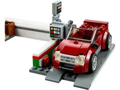 Конструктор LEGO (ЛЕГО) City 60132 Станция технического обслуживания Service Station