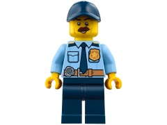 Конструктор LEGO (ЛЕГО) City 60142 Инкассаторская машина Money Transporter