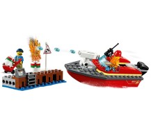 Конструктор LEGO (ЛЕГО) City 60213 Пожар в порту Dock Side Fire