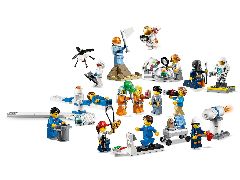 Конструктор LEGO (ЛЕГО) City 60230  People Pack - Space Research and Development