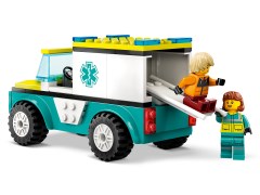 Emergency Ambulance and Snowboarder, zdjęcie 3