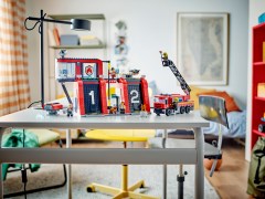 Brandweerkazerne en brandweerauto LEGO-set afbeelding 10