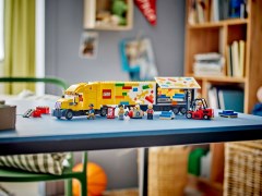 Yellow Delivery Truck, zdjęcie 7