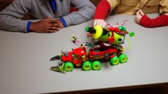 Mateo's spuitbustruck LEGO-set afbeelding 4