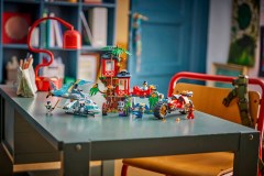 Ninjavoertuigen bij de boomhut LEGO-set afbeelding 11
