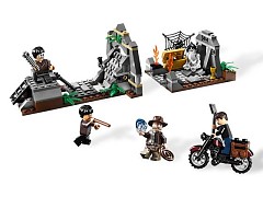 Конструктор LEGO (ЛЕГО) Indiana Jones 7196  Chauchilla Cemetery Battle