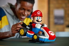 Mario Kart – Mario & Standard Kart LEGO-set afbeelding 9