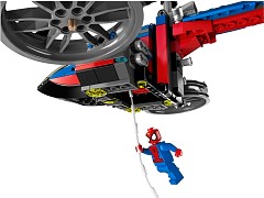 Конструктор LEGO (ЛЕГО) Marvel Super Heroes 76016 Спасательная операция на вертолёте Человека-паука Spider-Helicopter Rescue