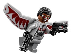 Конструктор LEGO (ЛЕГО) Marvel Super Heroes 76050 Опасное ограбление Crossbones' Hazard Heist