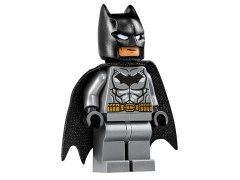 Конструктор LEGO (ЛЕГО) DC Comics Super Heroes 76053 Погоня на мотоциклах по Готэму Gotham City Cycle Chase