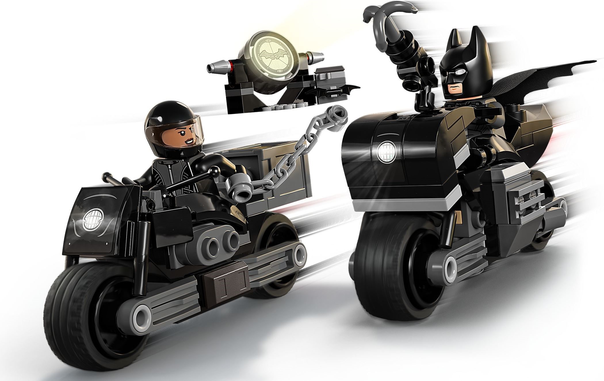 Batman & Selina Kyle Motorcycle Pursuit