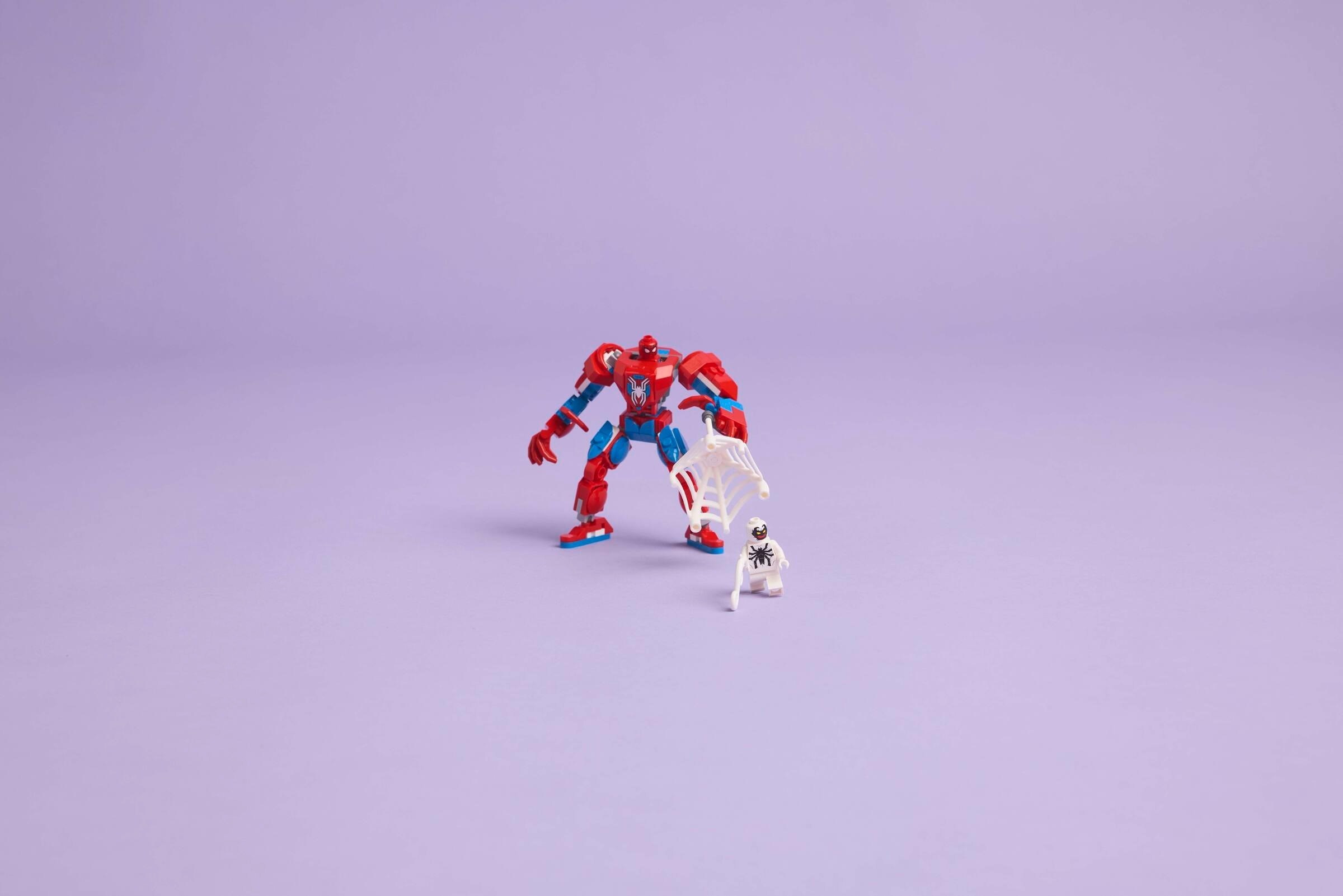 Spider-Man Mech vs. Anti-Venom