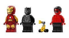 Iron Man Car & Black Panther vs. Red Hulk, zdjęcie 7