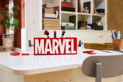MARVEL logo en minifiguren LEGO-set afbeelding 10