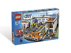 Конструктор LEGO (ЛЕГО) City 7642  Garage