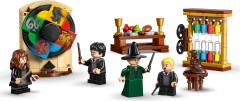 Kasteel Zweinstein: Sorteerhoedceremonie LEGO-set afbeelding 4