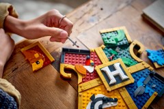 Hogwarts House Crest LEGO-set afbeelding 11