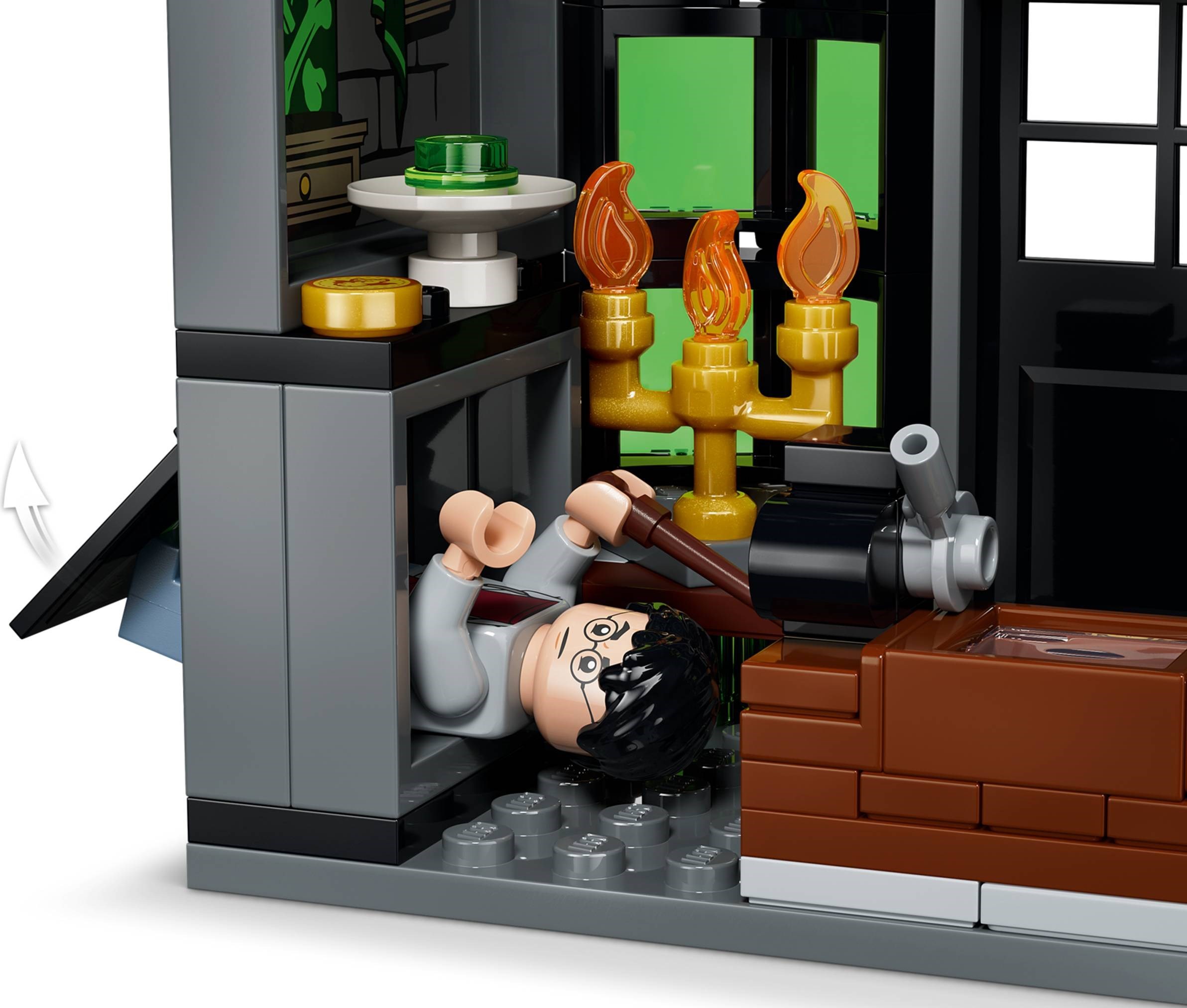 Knockturn Alley Wizarding Shops