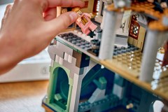 Kasteel Zweinstein: Oostvleugel LEGO-set afbeelding 14