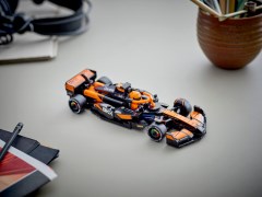 McLaren F1 Team MCL38 racewagen LEGO-set afbeelding 11