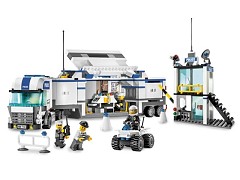 Конструктор LEGO (ЛЕГО) City 7743  Police Command Centre