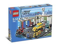 Конструктор LEGO (ЛЕГО) City 7993  Service Station