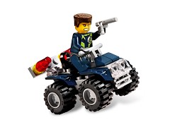Конструктор LEGO (ЛЕГО) Agents 8635  Mobile Command Center