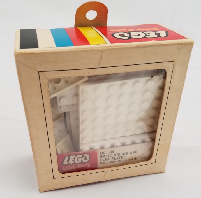 LEGO 046 Assorted White Bricks & Plates