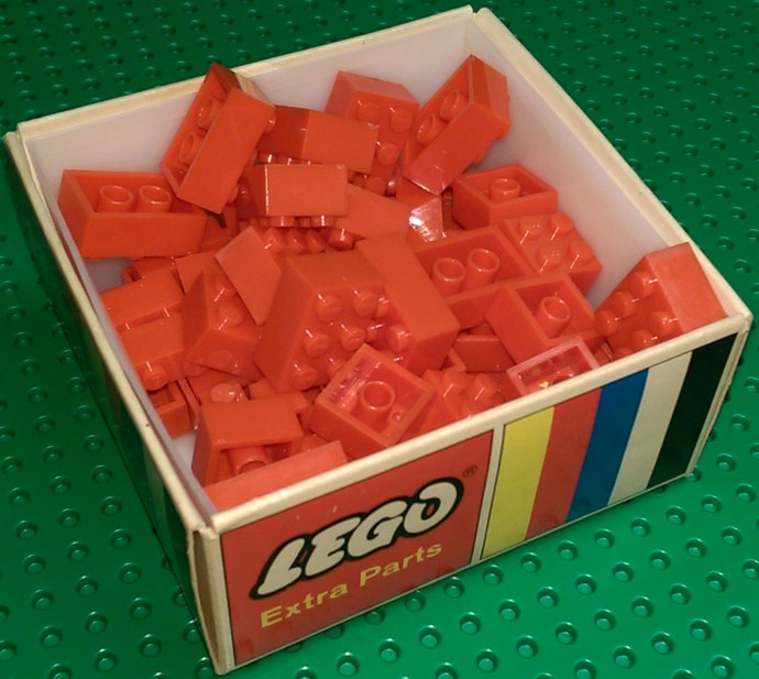 LEGO 051 Assorted basic bricks - Red