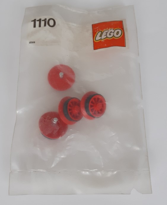 LEGO 1110 Four Locomotive Wheels