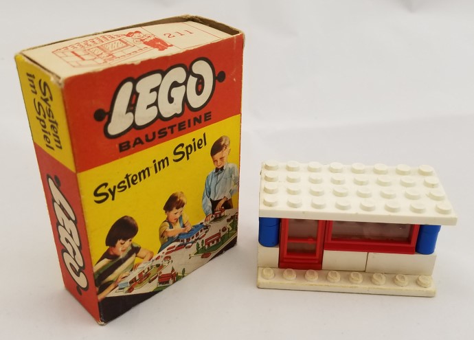 LEGO 211-2 Small House Set