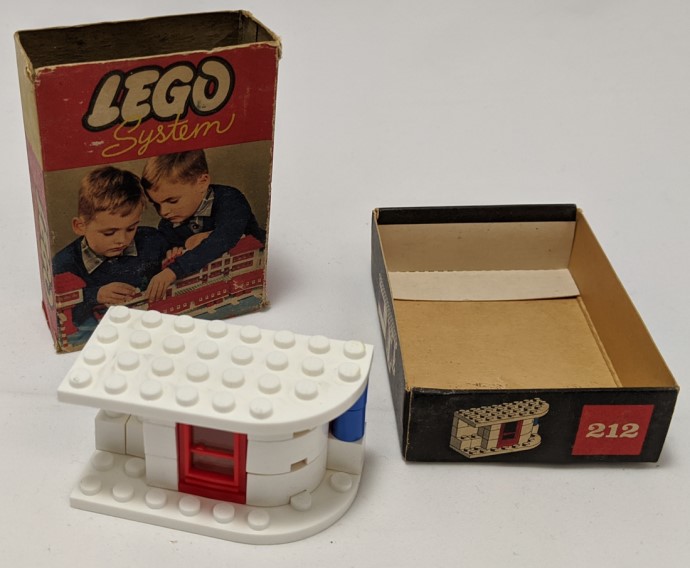 LEGO 212 Small House - Left Set